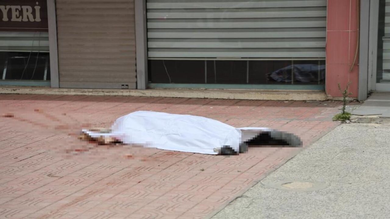5. Kattan Düşen Yaşlı Adam Feci Şekilde Hayatını Kaybetti