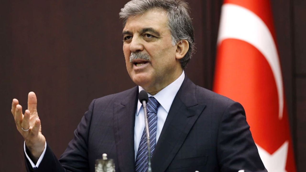 Kulislerde Bomba İddia! Abdullah Gül Siyasete Mi Dönüyor?