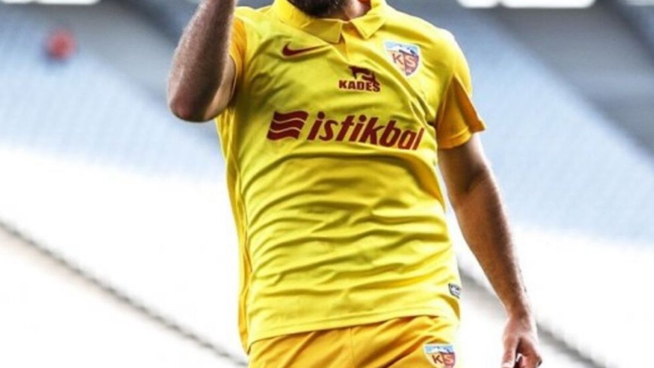Kayserispor'lu Yıldız İsim 2027 Yılına Kadar Sözleşme İmzaladı!