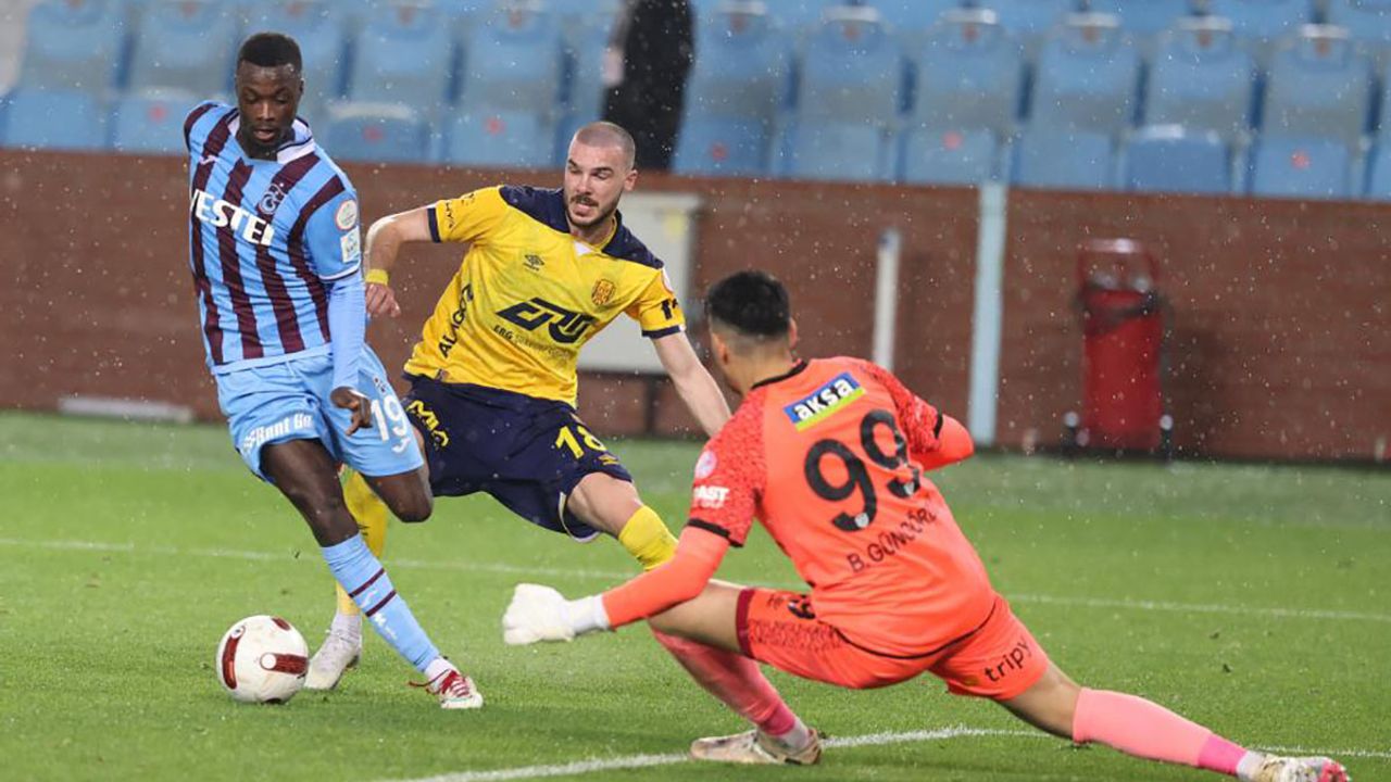 Süper Lig'den Son Düşen Takım Belli Oldu! 5 Dakikada Veda Ettiler