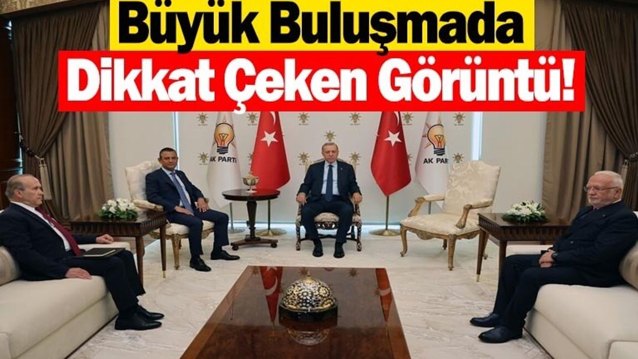 Cumhurbaşkanı Erdoğan ve Özel Buluşmasındaki Dikkat Çeken Detay!
