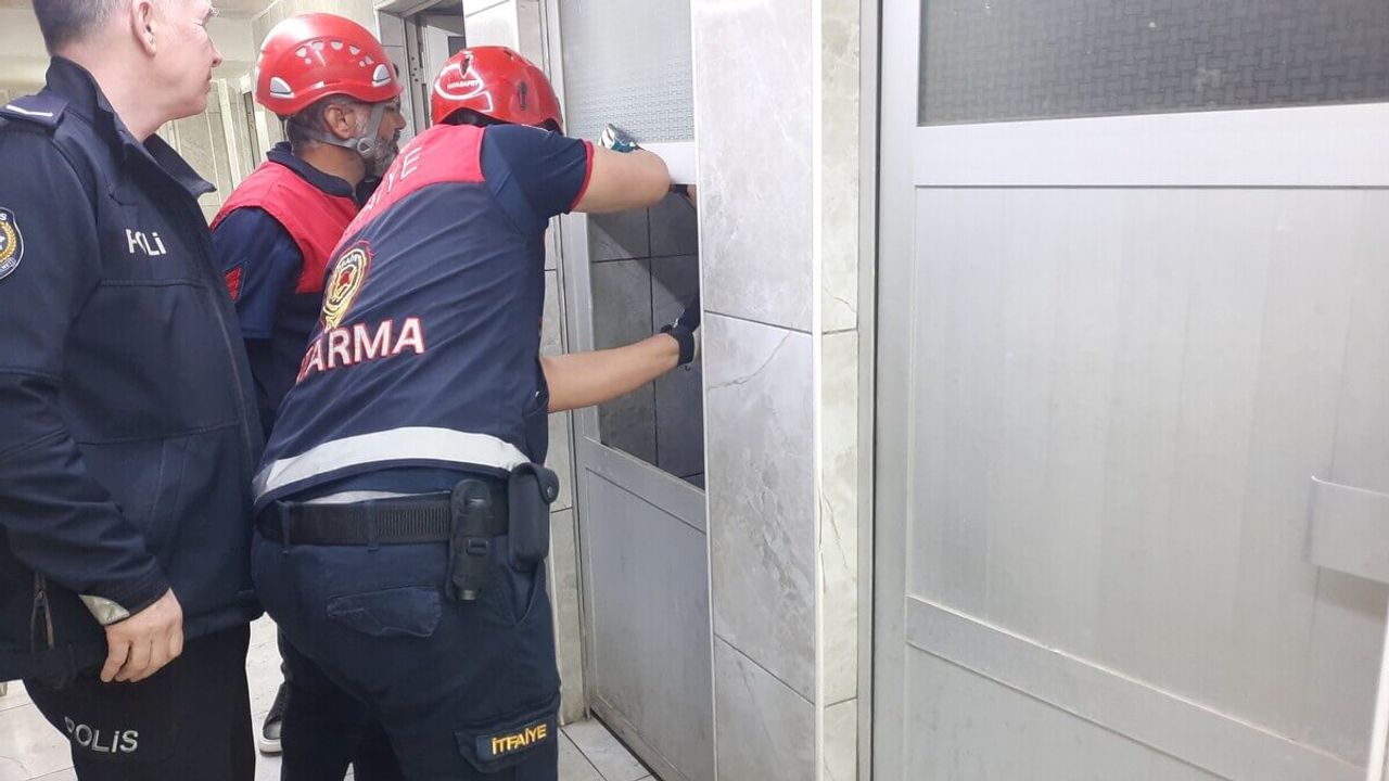 Kafasını Çarpan Yaşlı Adam Hayatını Kaybetti!