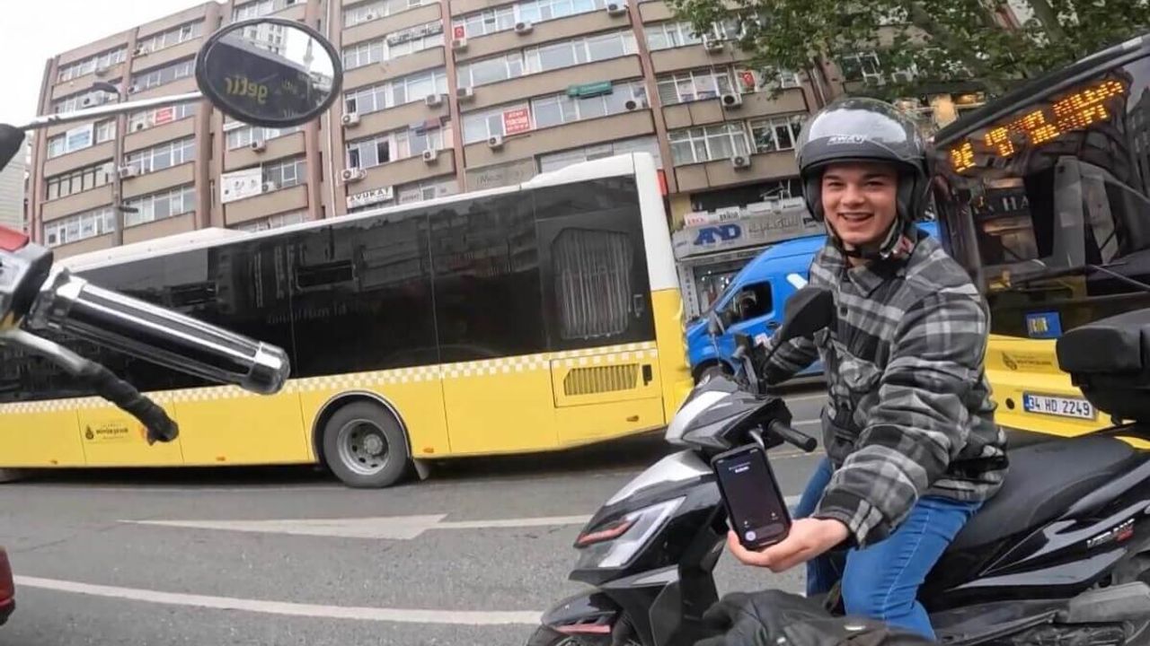Kahkaha Attıran Kaza! Böylesi Görülmedi!
