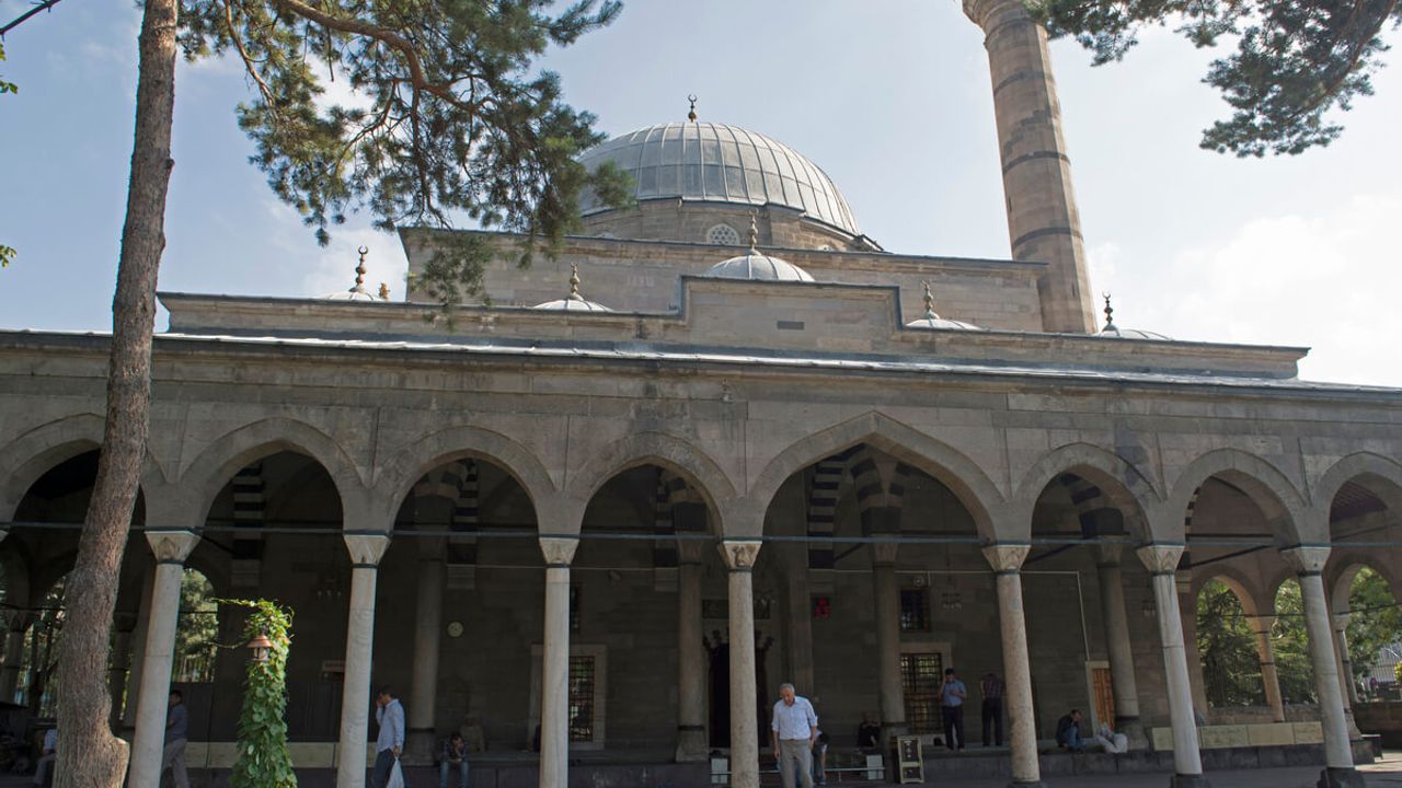 Kayseri’deki Camilerin Gideri Bakın Nasıl Karşılanacak?