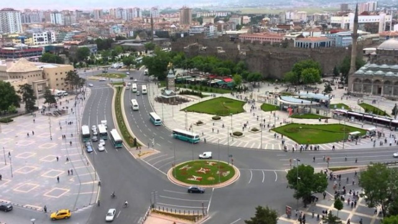 Kayseri’de Ulaşıma Yüzde 50 Zam!