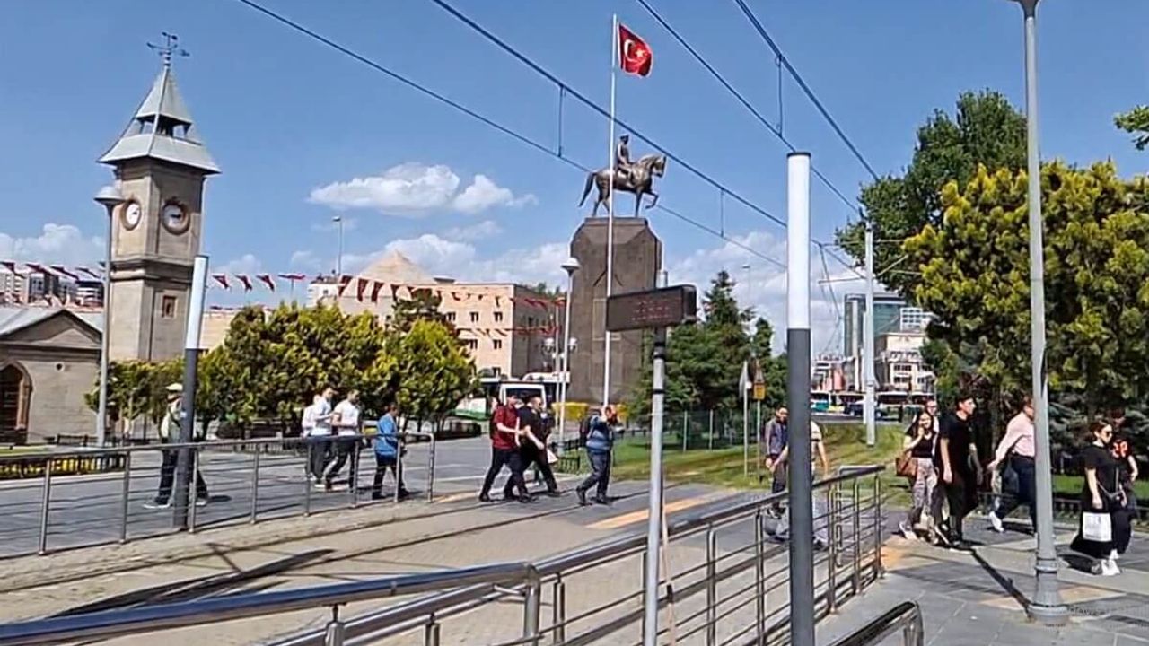 Kayseri’de Rekor Kırıldı! Alev Alev Yanıyor!