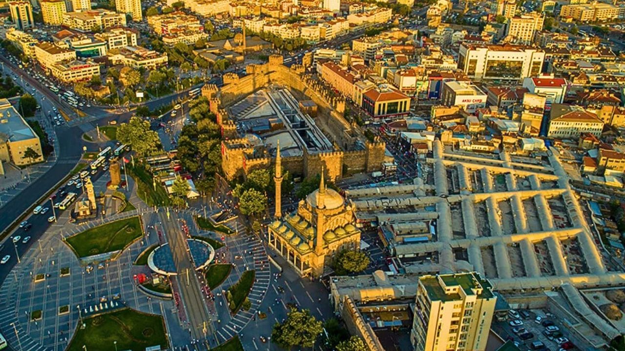 Kayserili Belediye Başkanı Sayıyı Artırdı!