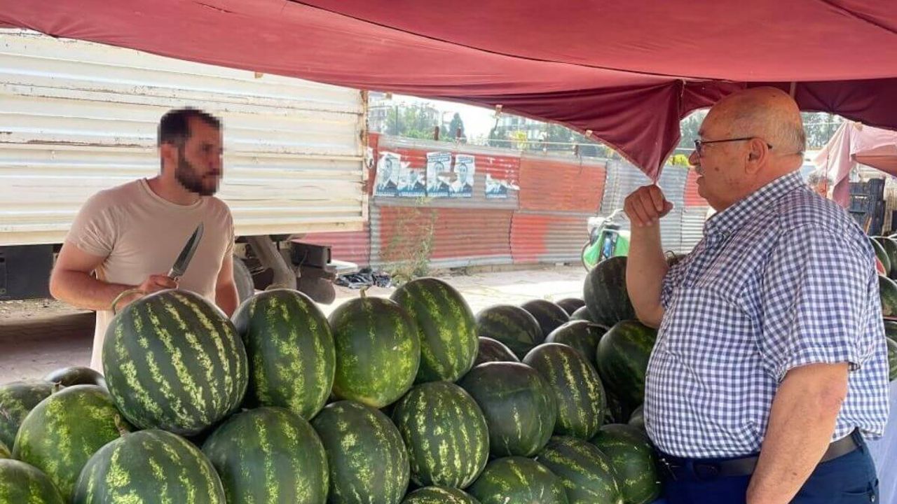Kelek Çıkan Karpuzu İade İsteğine Pazarcı Bıçakla Karşı Çıktı!