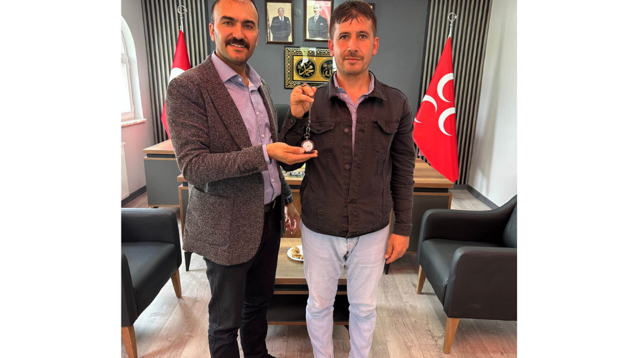İncesu Belediye Başkanından Muhtarlara Anlamlı Hediye