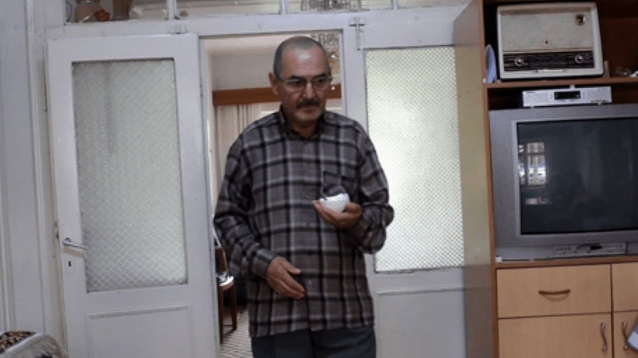 Kayseri’de Engelli Annesine Bakan Emekli Öğretmenden Duygulandıran Mesaj!