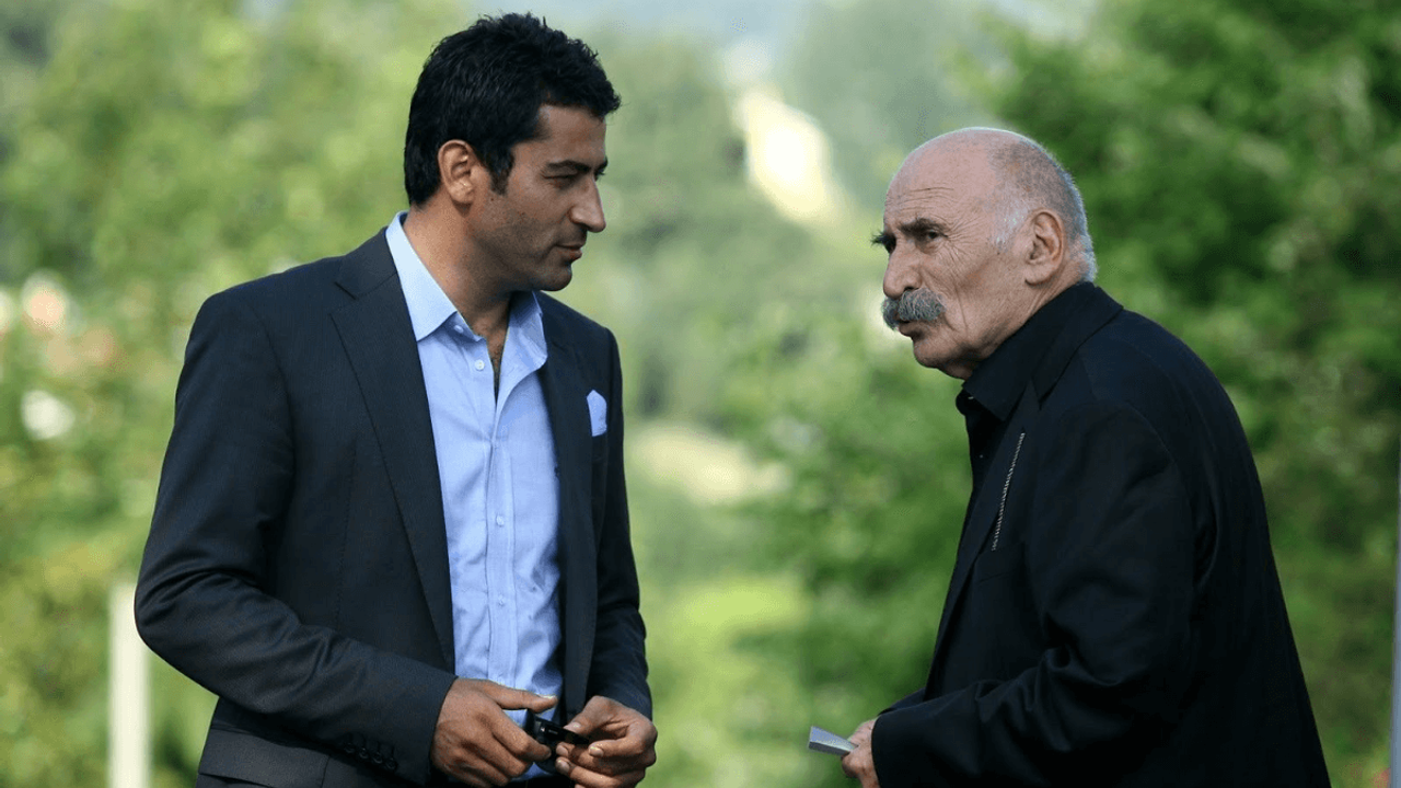 Efsane Geri Dönüyor! Ezel’in Yıldızından İddialı Proje!