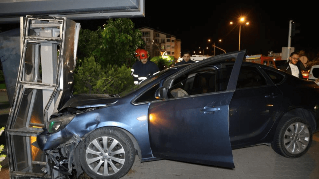 Zincirleme Kazaya Neden Oldu: İlginç Bir Teklifte Bulundu!