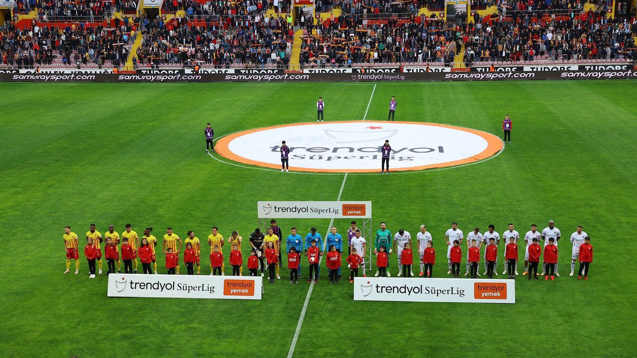 O İsimler Yine Kayserispor'u Yalnız Bırakmadı