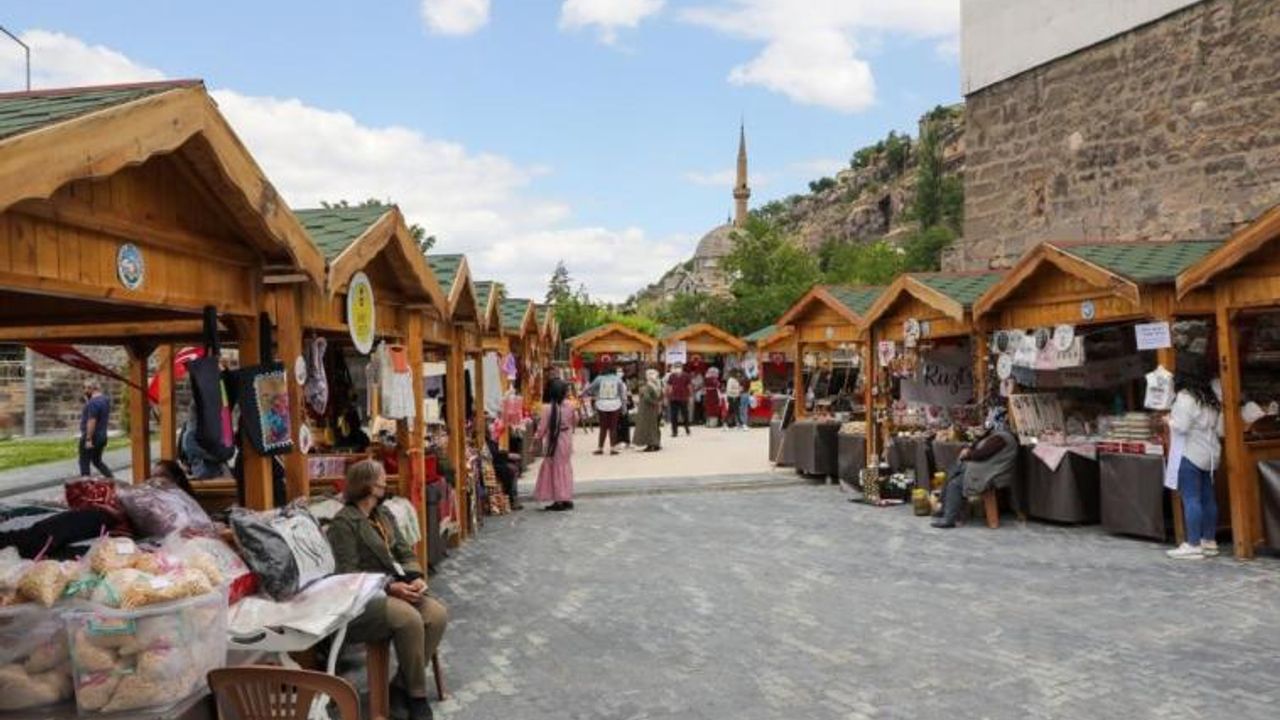 Kayserililer Aradığını Bu Pazarda Bulacak!
