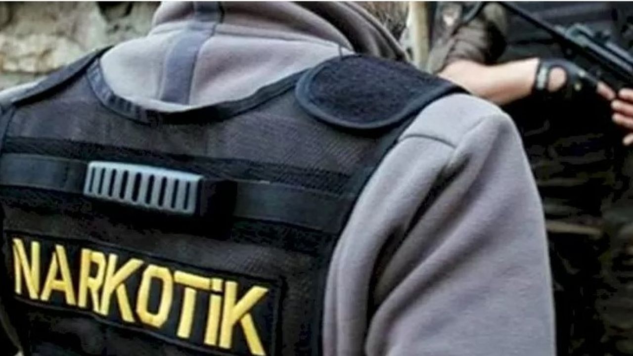 Bu Operasyonda Ne Ararsanız Var! 7 Şüpheli, Uyuşturucu, Tüfek, Hassas Terazi…