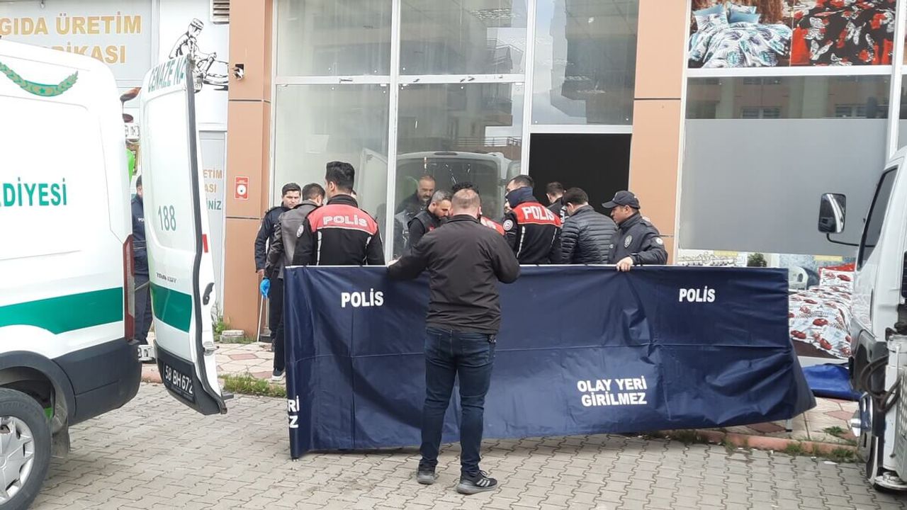 Önce Öldürdü Sonra Polise Teslim Oldu!