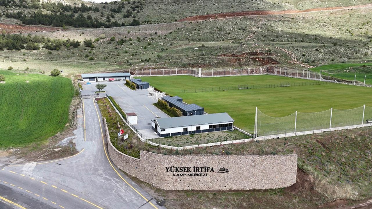 Kayseri'nin Kamp Merkezine Takımlar ve Sporcular Akın Ediyor