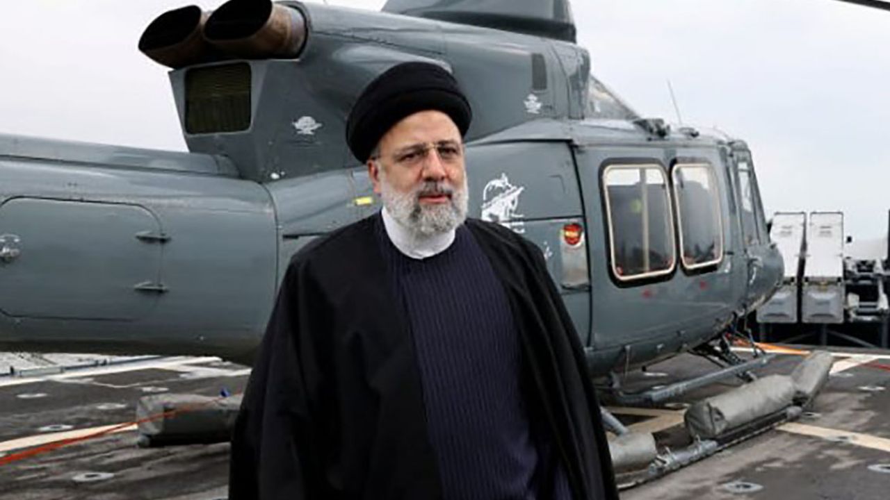 Reisi'yi Taşıyan Helikopterin Enkazına Ulaşıldı! İşte O Görüntüler...