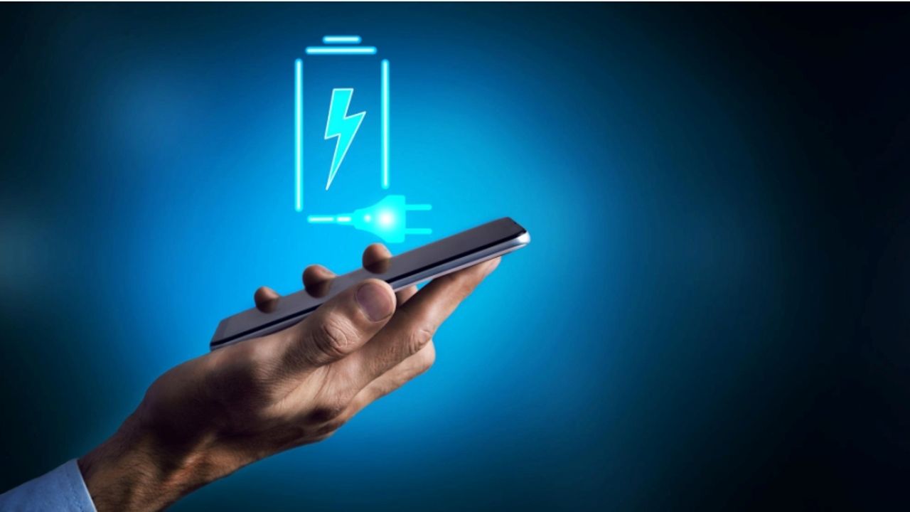 Dikkat! Tablet, Telefon, Bilgisayar Ne Varsa Şarj Edin