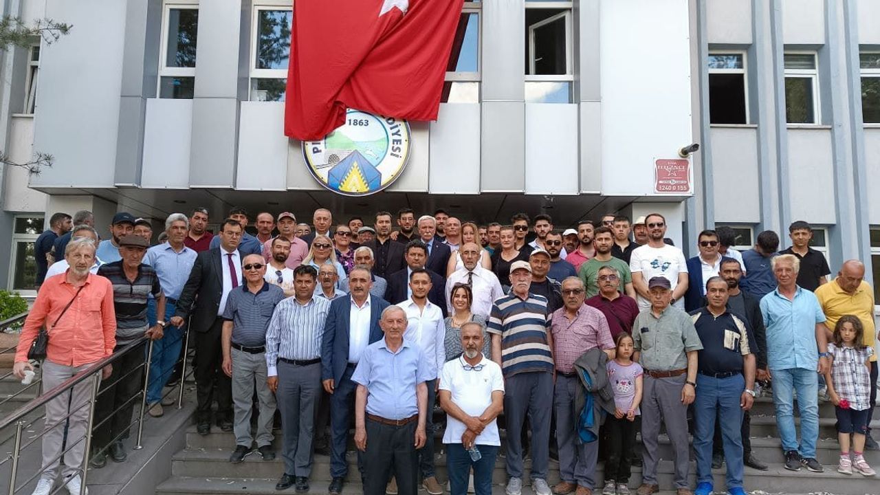 Pınarbaşı’nda Belediye Başkanı Koltuğuna Geçti!