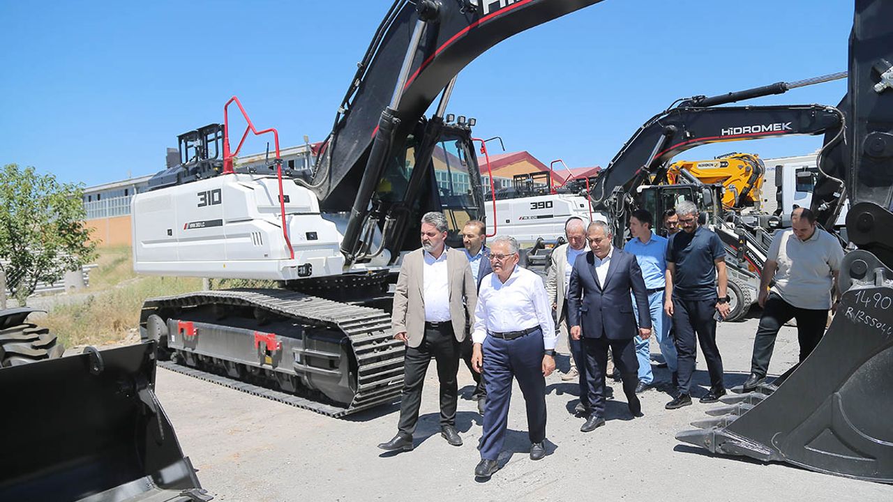 Kayseri'de Dev Yatırım! KASKİ Tam 18 Araç Aldı...