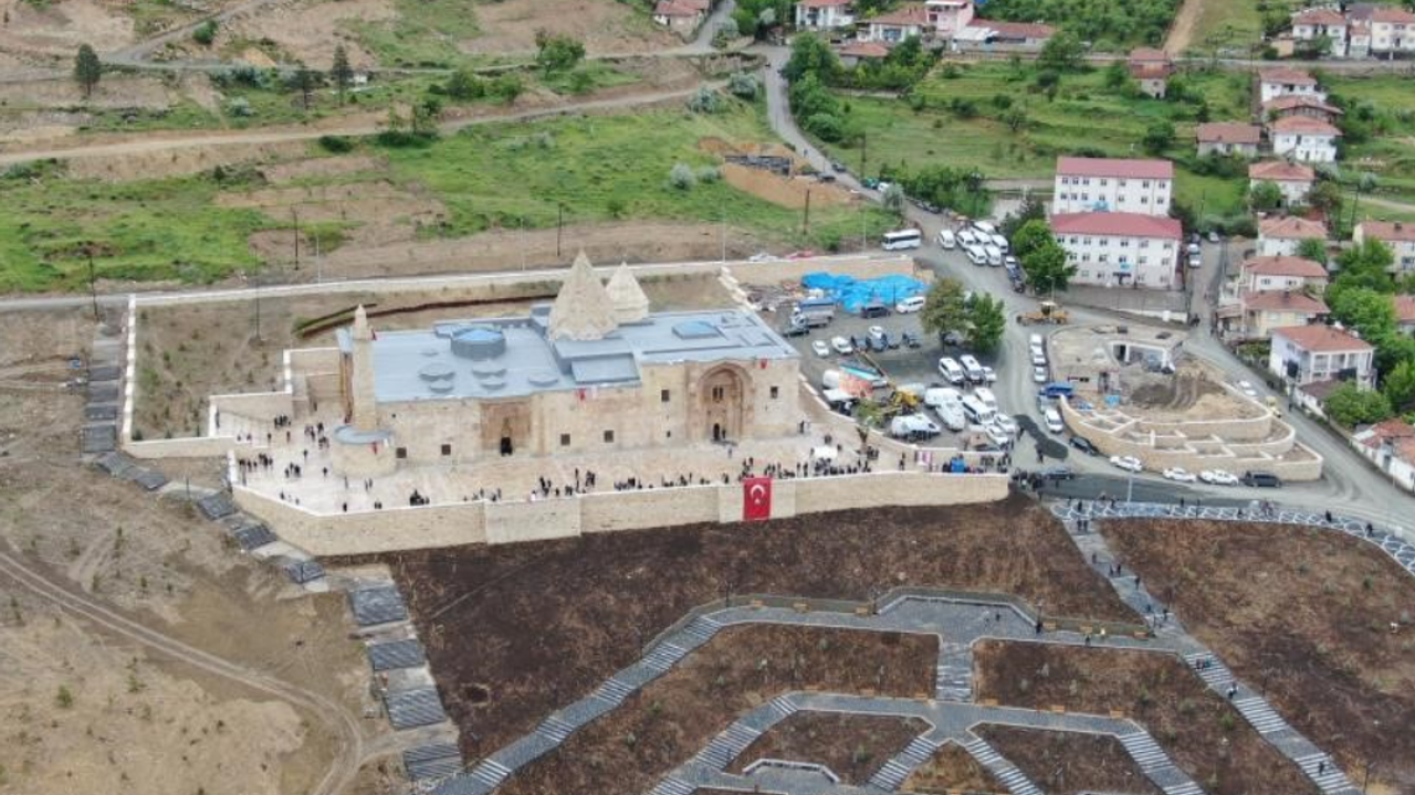 Denge Taşı Tamamlandı! 85 Yıl Sonra Yeniden Hareket Etti