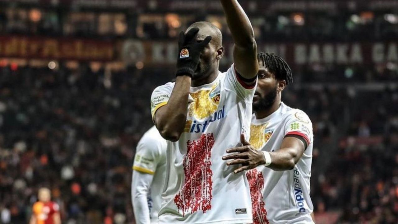 Kayserispor'lu Aylton Boa Morte Yeni Sezona Damga Vuracak!