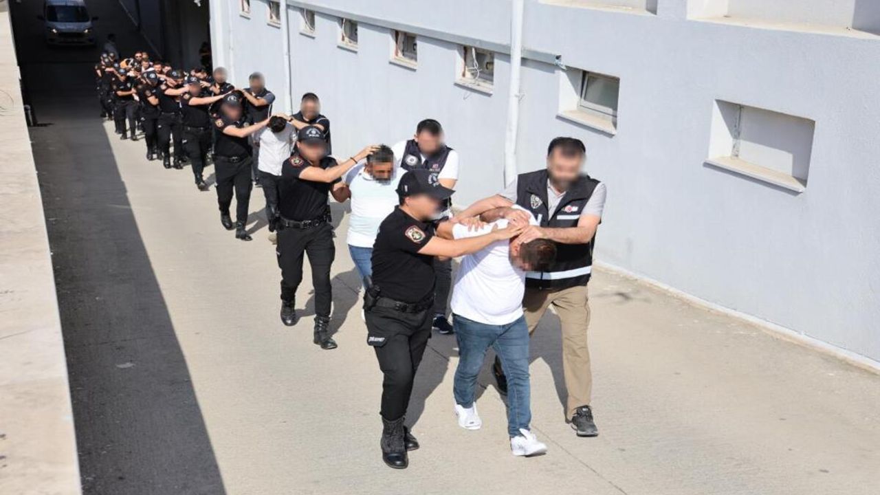 Organize Suç Örgütü Çökertildi: 28 Gözaltı!