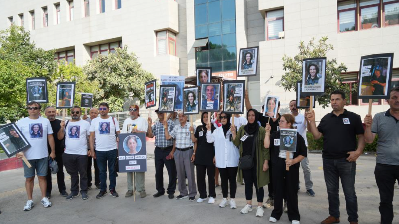 25 Bıçak Darbesiyle Öldürülen Ata Emre Akman’ın Davası Başladı!