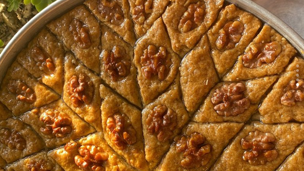 Yalancı Baklava Tarifi – Pratik Tatlı Tarifi - Bayram Tatlısı
