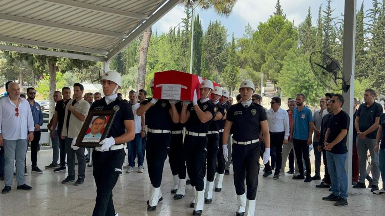 Kanserle Savaşan Eski Emniyet Müdüründen Acı Haber Geldi!
