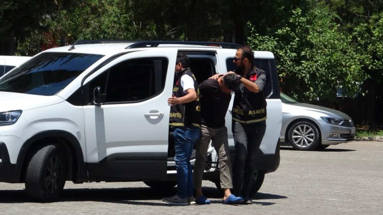 Eski Eşinin Boğazını Keserek Öldürdü! Açıklaması Pes Dedirtti