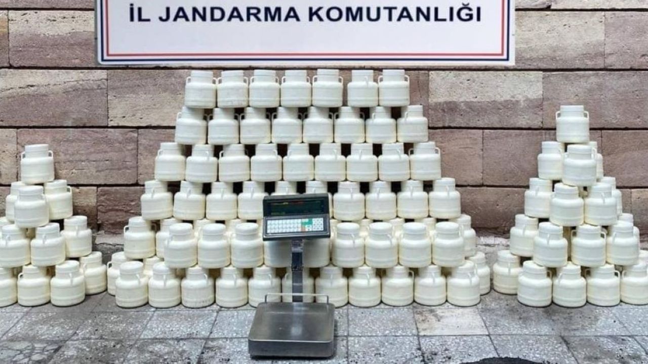 İçeriği Değiştirilmiş Tam 492 Kilo Peynir Ele Geçirildi!