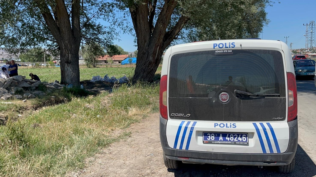 Kayseri’de Sattığı Kurbanlıklardan Gelen 535 Bin TL Parasını Çaldırdı