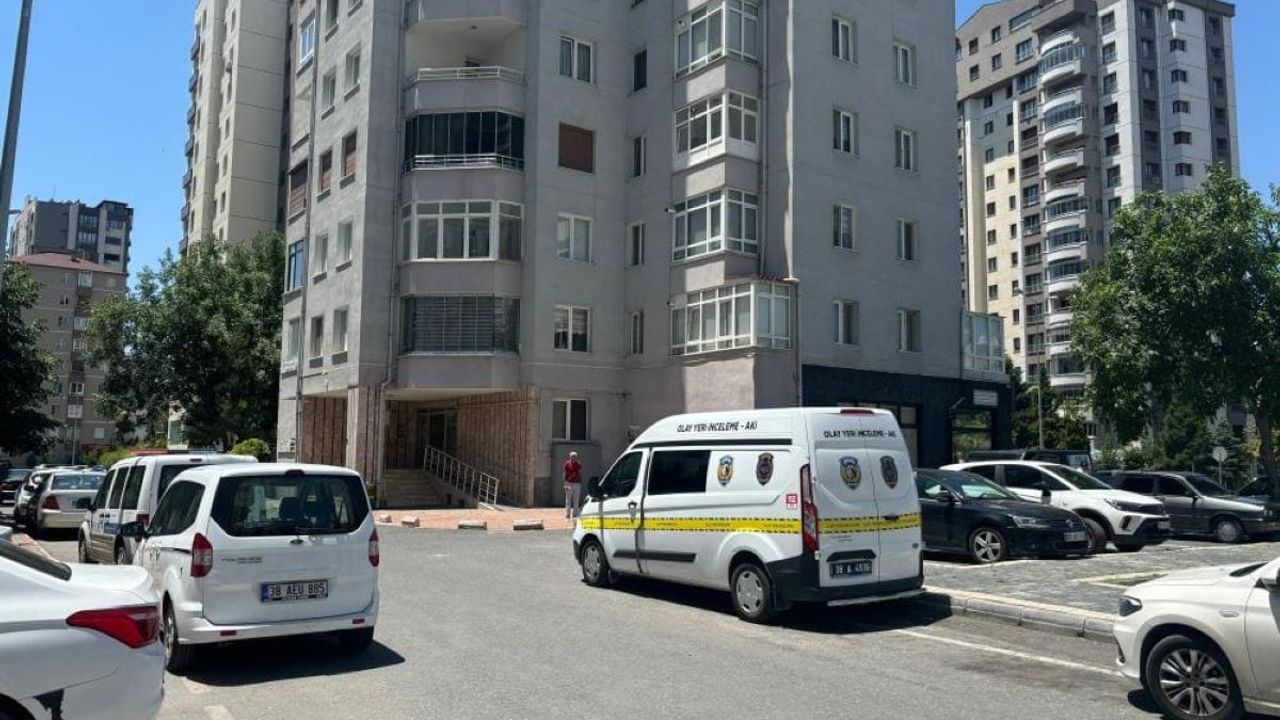 Kayseri’de Bayram Hüzne Dönüştü: Ailesi Evde Ölü Buldu!