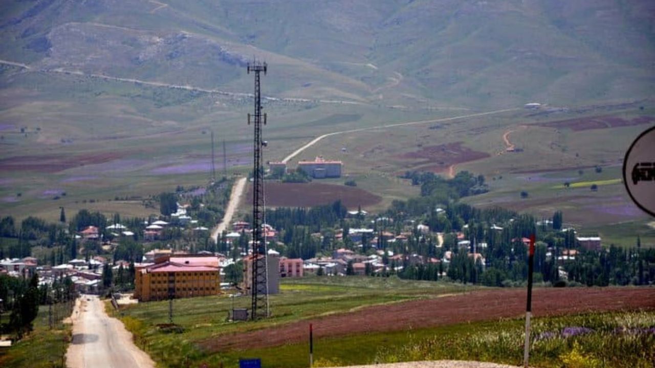 Kayserililer Dikkat! O Yol Mesai Saatleri İçinde Trafiğe Kapatıldı!