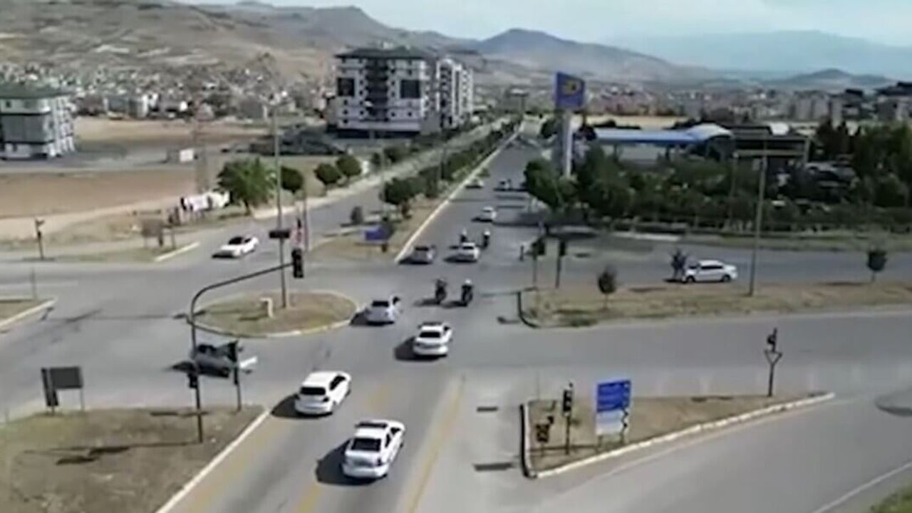 Kayseri’nin Develi İlçesinde İl Merkezinden Personel Destekli Dikkat Çeken Polis Uygulaması!