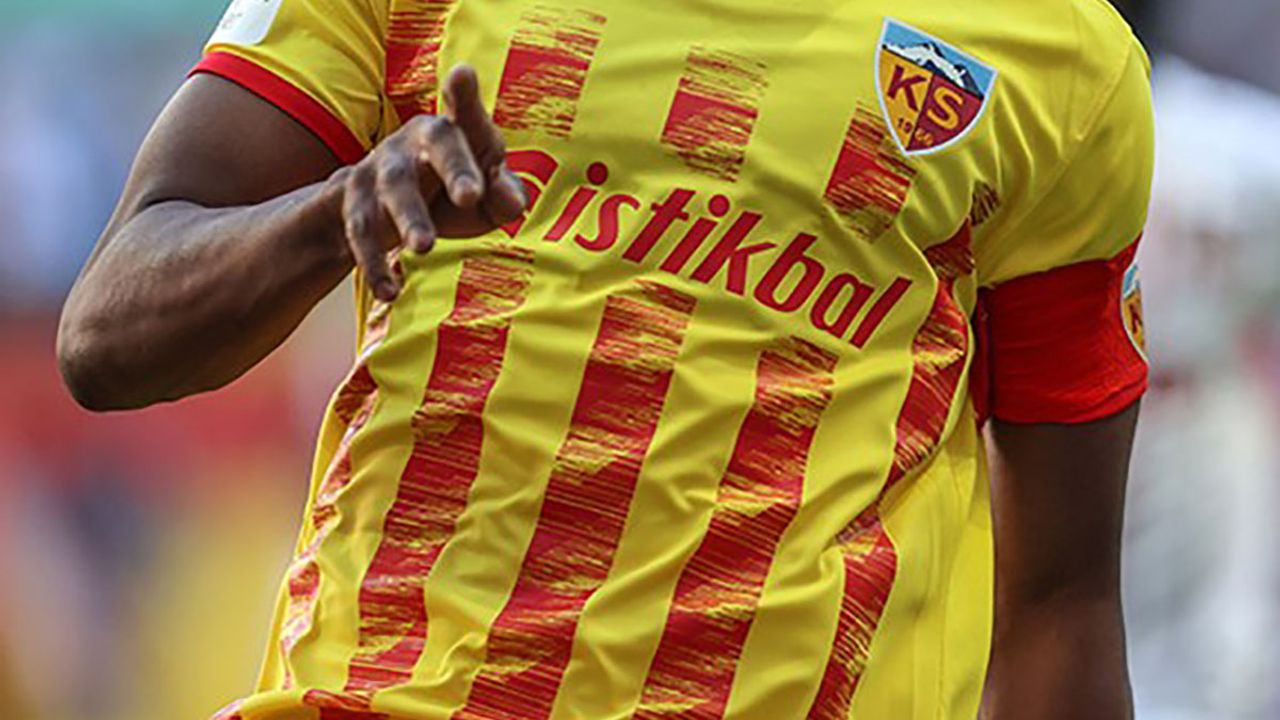 Kayserispor'un Eski Yıldızına Teklifler Yağıyor!