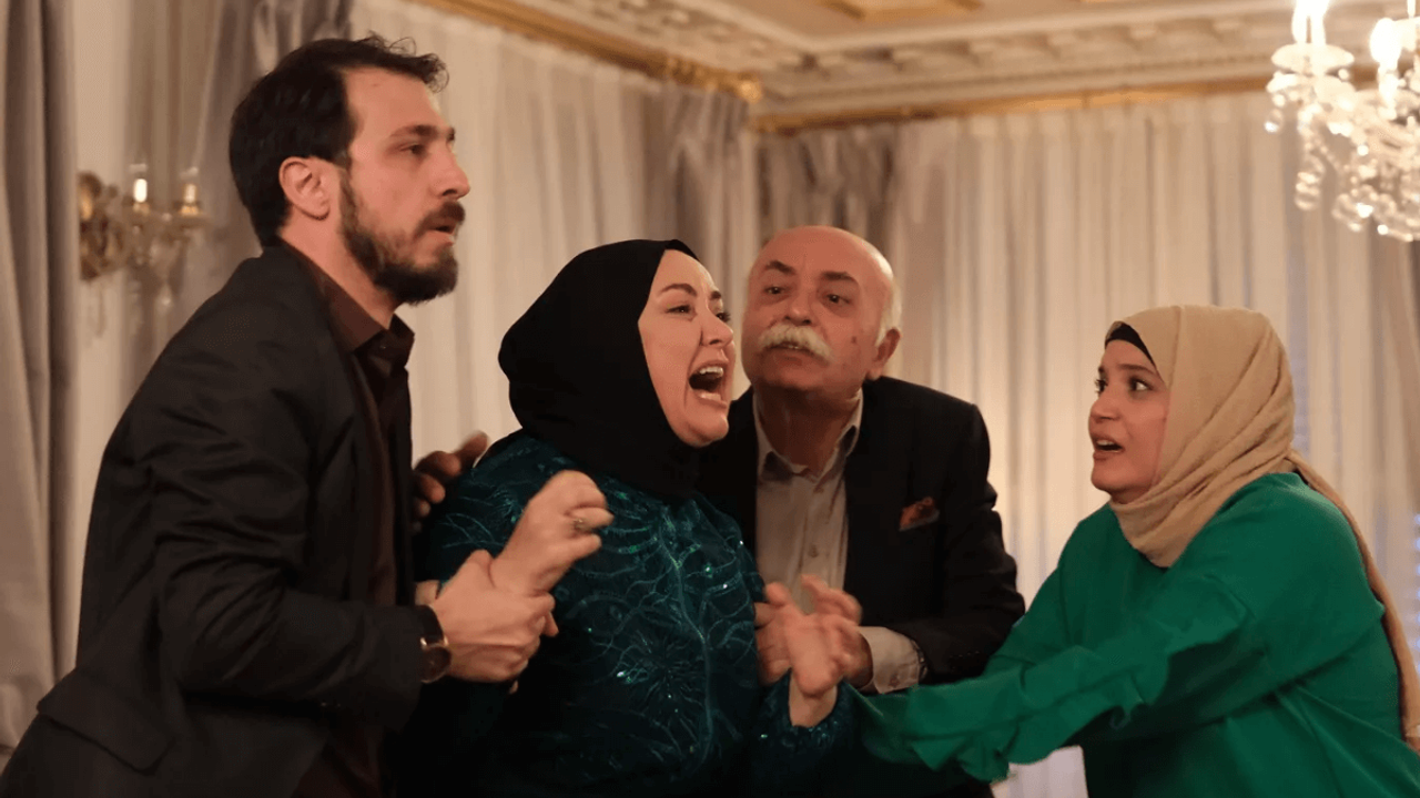 Kızılcık Şerbeti'nden Soğuk Duş Etkisi! O İsimler de Veda Ediyor!