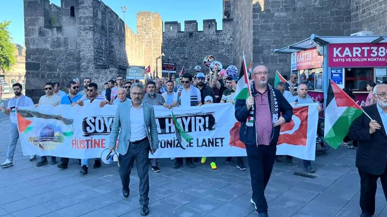 Kayseri'de İsrail Zulmüne Sessiz Kalmadılar!