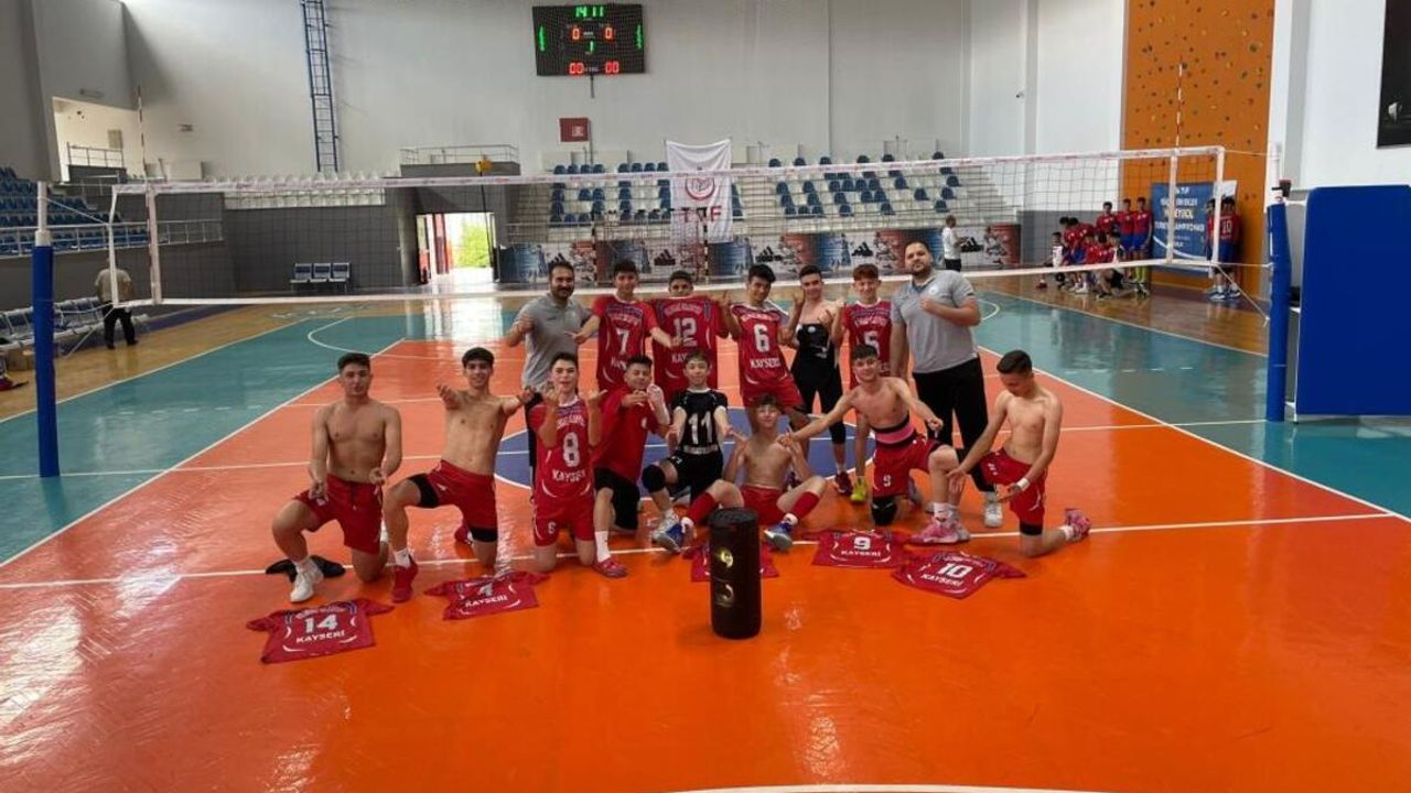 Kayseri'nin Gençleri Türkiye Finallerine Veda Etti!