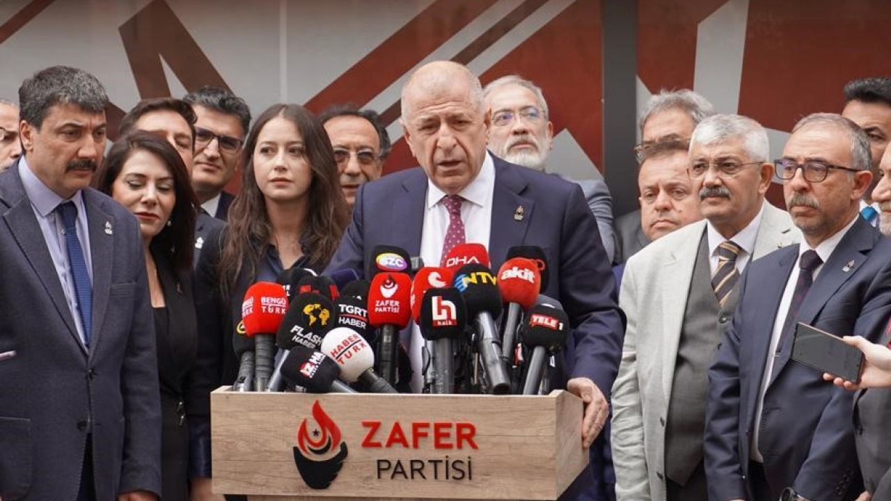 Ümit Özdağ Cumhuriyet Savcılarını Göreve Çağırdı: 'Bu Bir İnsan Kaçakçılığıdır'