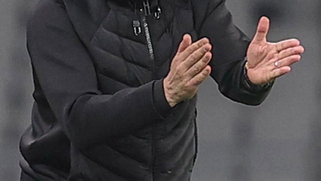 Kayserispor’un Eski Hocası Sakaryaspor’a Mı Gidiyor?
