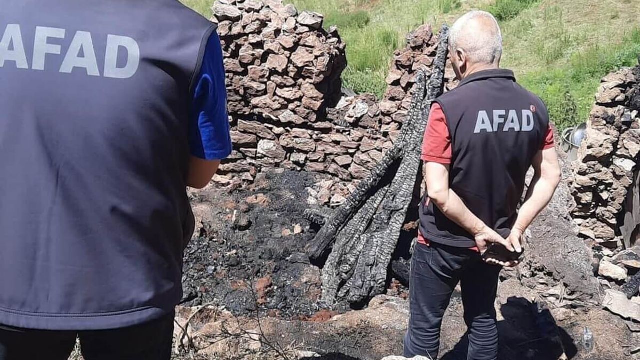 Çıkan Yangın 5 Yayla Evini Küle Çevirdi!