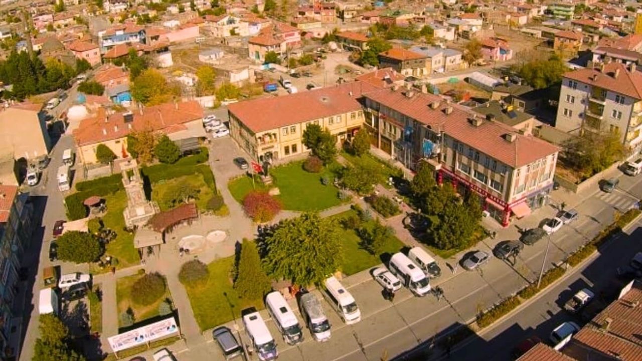 Kayseri’nin 22 Bin Nüfuslu İlçesinin Borcu Herkesi Şok Etti!