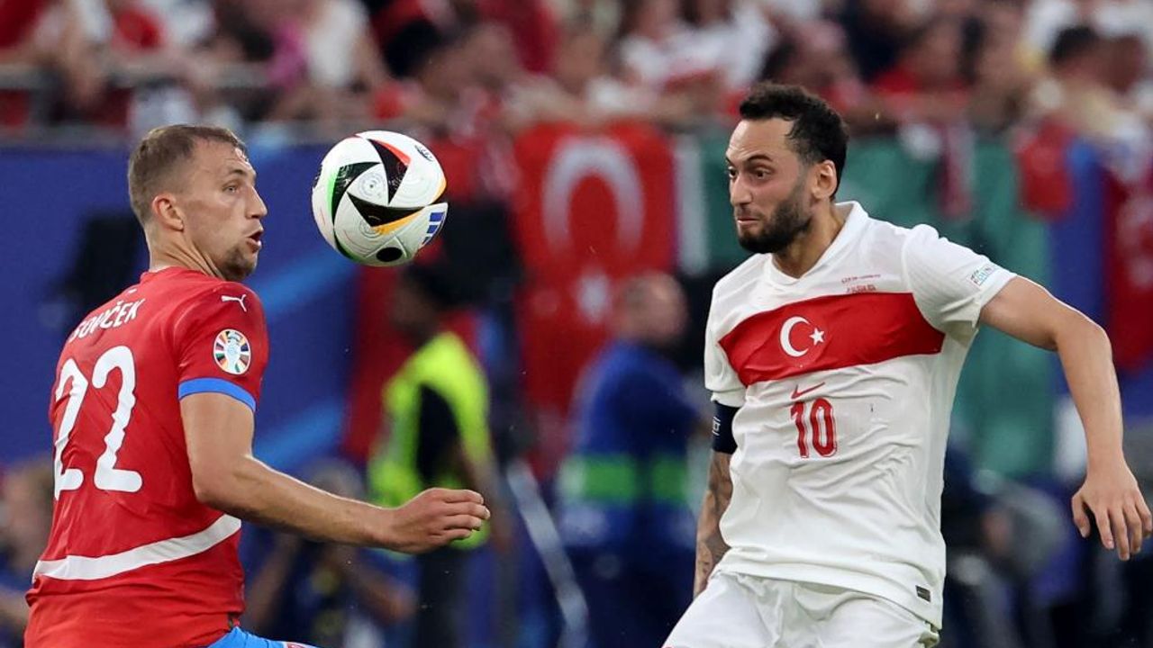 Türkiye-Çekya Maçından İlk Gol Haberi Geldi!