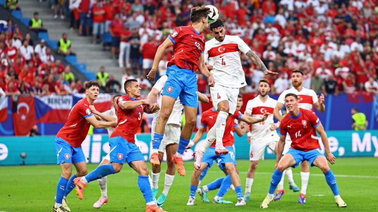 Türkiye-Çekya Maçında İkinci Gol Geldi!