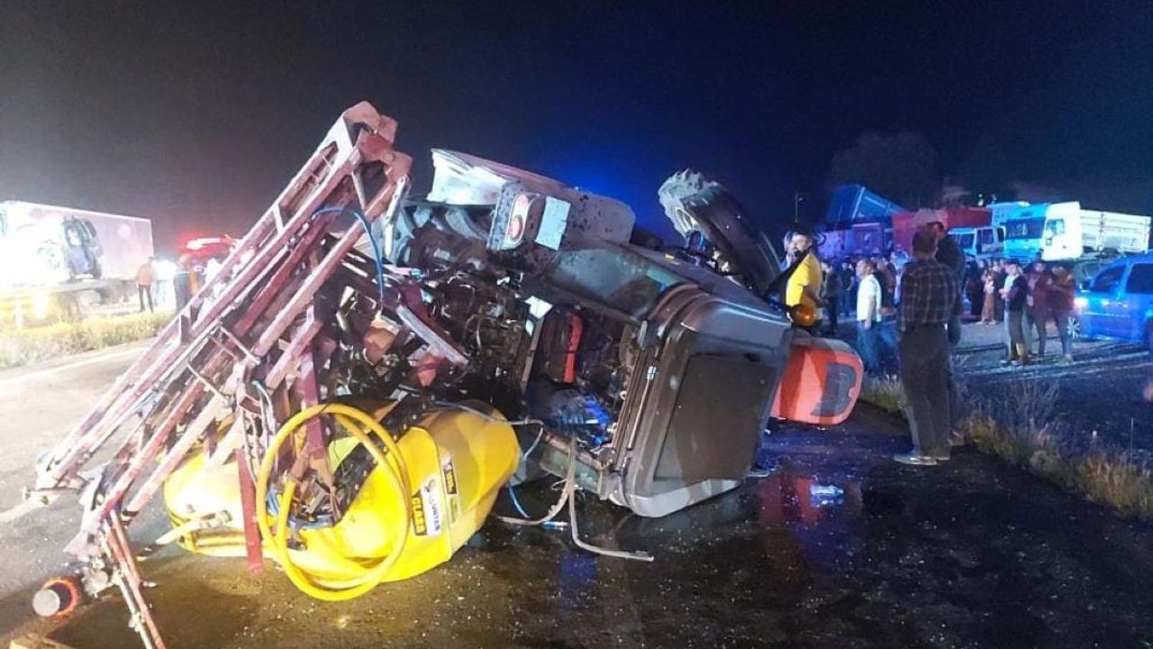 Zincirleme Trafik Kazası: 1 Ölü, Çok Sayıda Yaralı