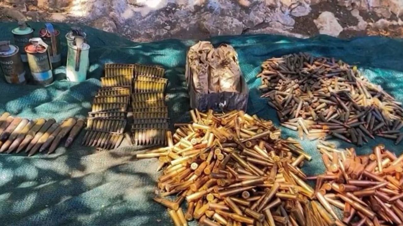 Görüntüler Şaşırttı: Çok Sayıda Mühimmat Ele Geçirildi