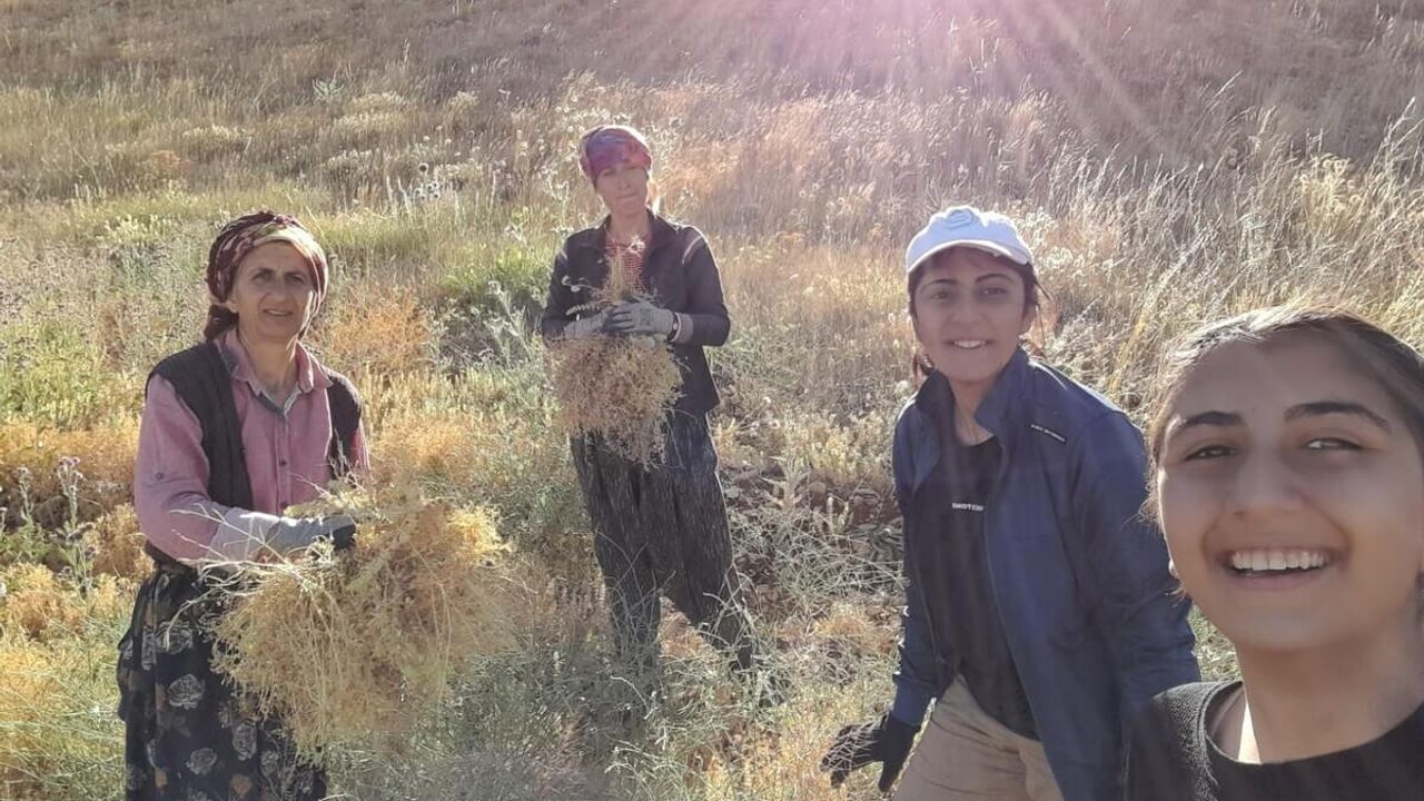 İmkansızlıklarla Dolu Başarı Öyküsü! Her Gün 40 Km Yol Giderek Türkiye 53’üncüsü Oldu!